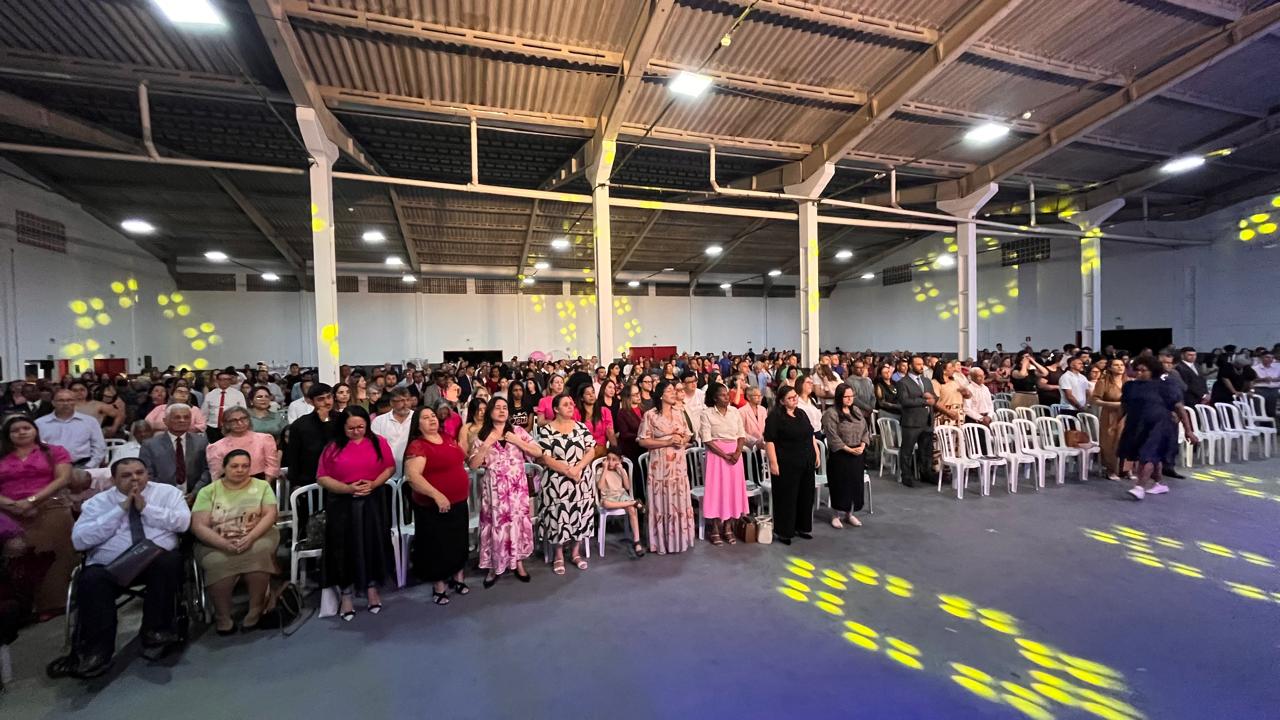 A fé move o Vale: Santa Ceia Regional da Igreja O Brasil Para Cristo reúne fiéis em Pariquera-Açu