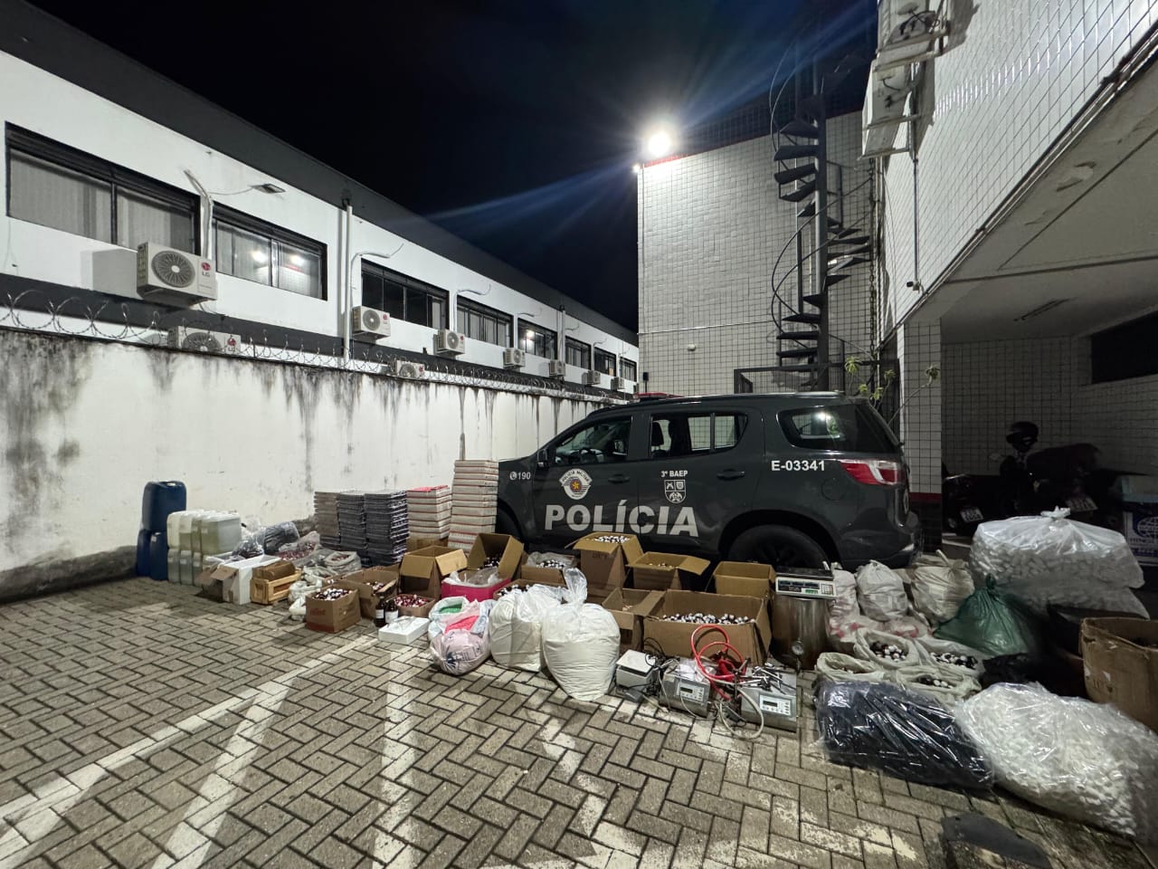 Baep fecha fábrica clandestina de anabolizantes no interior de São Paulo