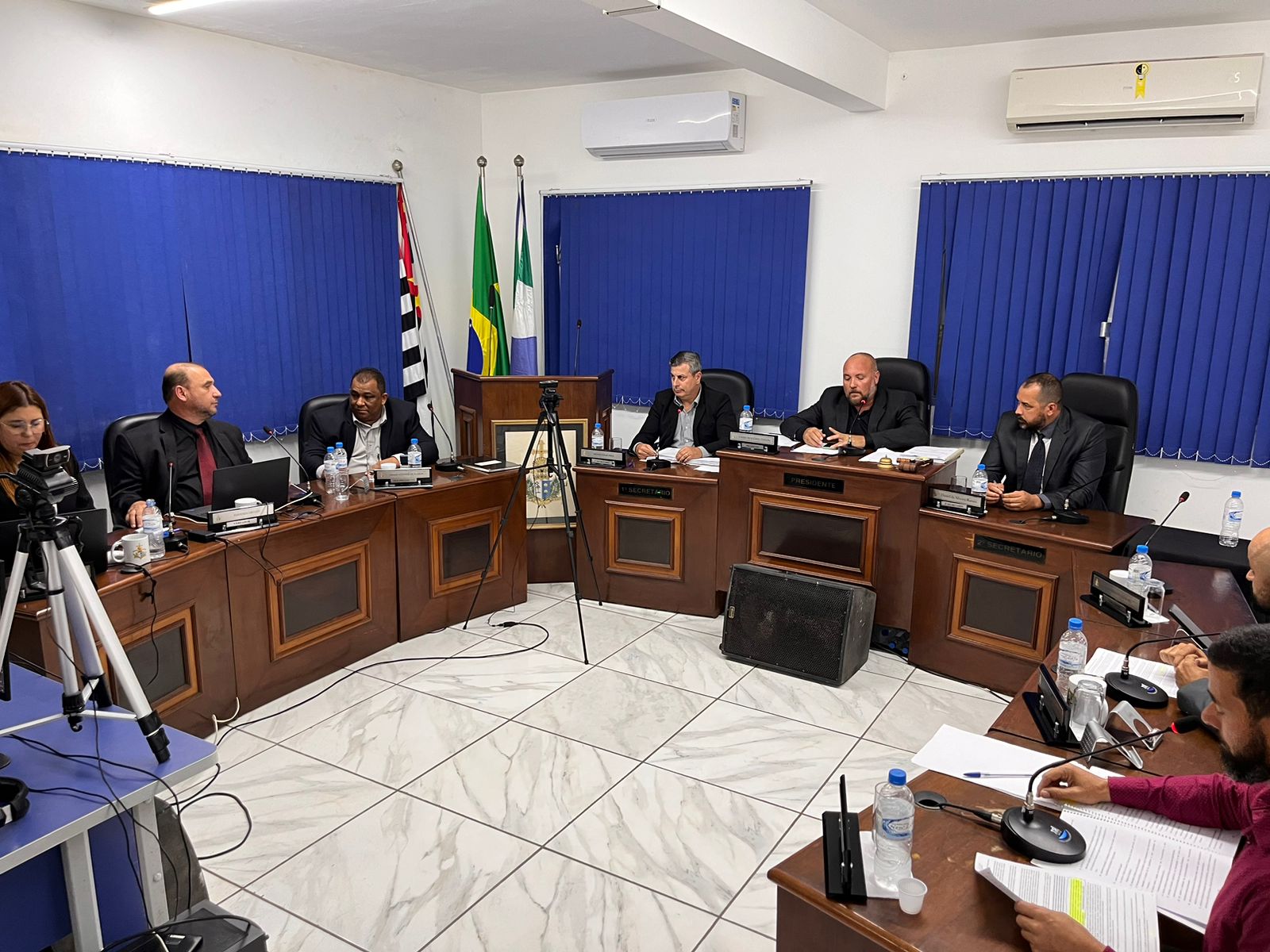 Cassação do Prefeito Geraldino Júnior: Uma Noite de Julgamento Prolongada e Decisiva