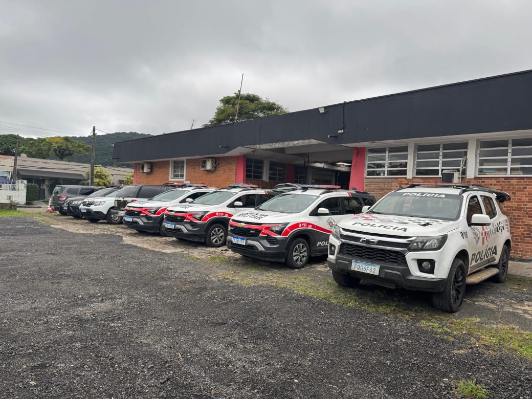 Operação da PM prende grupo por golpes em escolas infantis com falso curso de bombeiro mirim