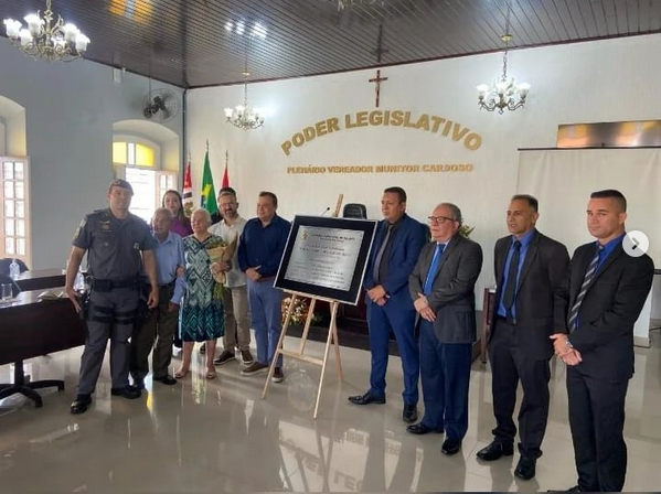 Polícia Militar marca presença em sessão solene que inaugura Escola do Legislativo em Iguape