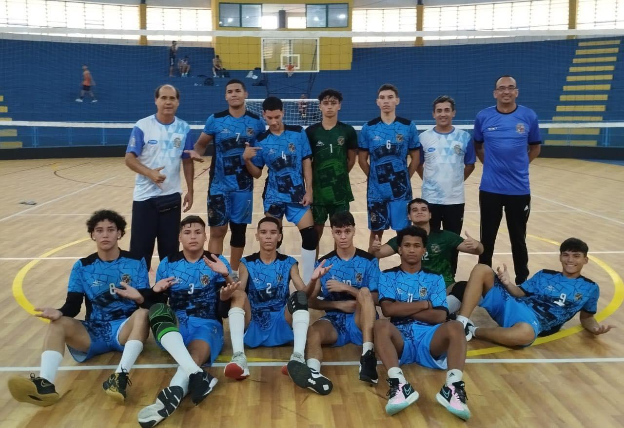 Triunfo em Casa: Vôlei Masculino Sub-18 de Iguape é Campeão Regional